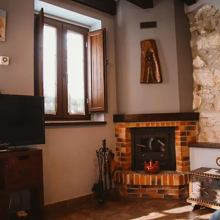 El Requexu, A 900 M De La Playa De Poo Ar-0474-as *